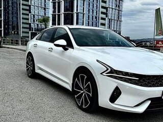 2021 Kia K5 III, белый, 2555555 рублей, вид 2