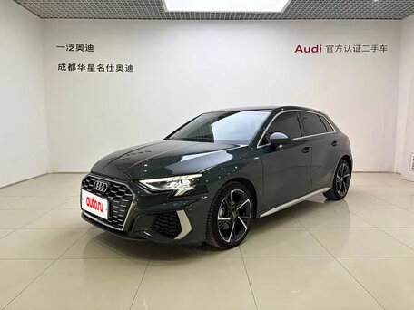 2023 Audi A3 Sportback 35 TFSI IV (8Y), серый, 1800000 рублей, вид 1