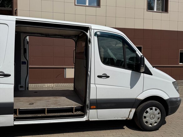 2011 Mercedes-Benz Sprinter, белый, 1850000 рублей - вид 7