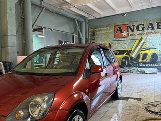 2006 Ford Fiesta Mk5, красный, 390000 рублей, вид 2