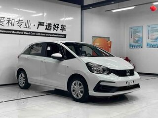 2023 Honda Fit Crosstar IV Рестайлинг, белый, 1010000 рублей, вид 3