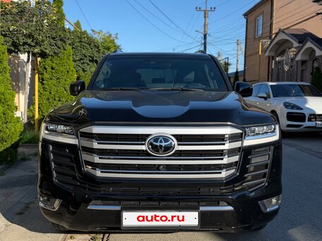 2021 Toyota Land Cruiser 300 Series, чёрный, 9000000 рублей, вид 1