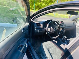 2005 Volkswagen Golf V, чёрный, 400000 рублей, вид 5