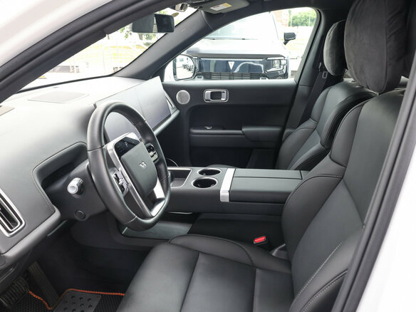 2025 Li Auto (Lixiang) L7 52.3 kWh I Рестайлинг, белый - вид 17