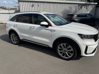 2021 Kia Sorento IV, белый, 3099000 рублей, вид 4