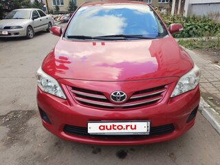 2011 Toyota Corolla X (E140, E150) Рестайлинг, красный, 890000 рублей, вид 1