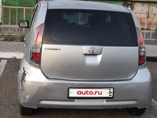 2005 Toyota Passo I (C10), серебристый, 335000 рублей, вид 3