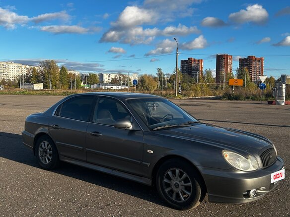 2004 Hyundai Sonata IV (EF) Рестайлинг, серый - вид 2