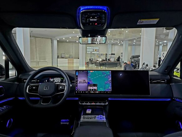 2026 Zeekr 9X 70 kWh, чёрный, 14500000 рублей - вид 32