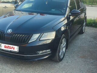 2018 Skoda Octavia III (A7) Рестайлинг, чёрный, 1600000 рублей, вид 1