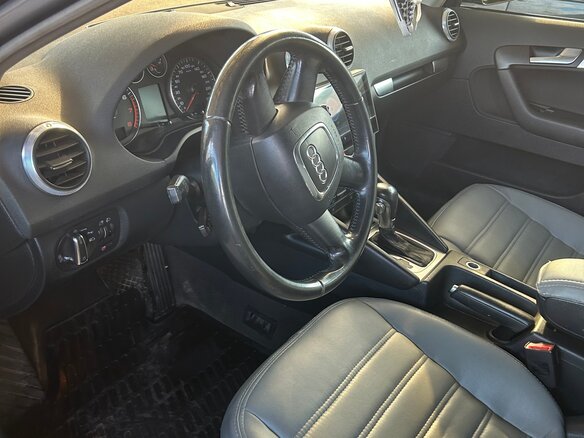 2009 Audi A3 II (8P) Рестайлинг 2, чёрный - вид 8