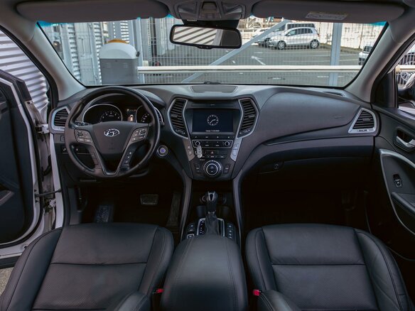 2017 Hyundai Santa Fe III Рестайлинг, белый, 1705000 рублей - вид 15