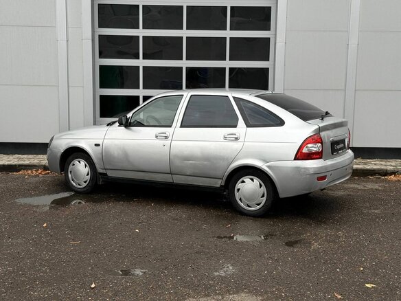 2009 Lada (ВАЗ) Priora I, серебристый, 270000 рублей - вид 2