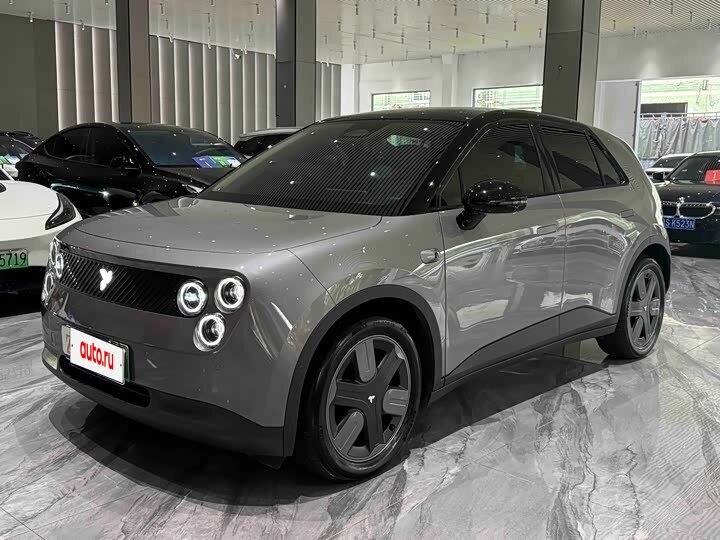 Открыть фотографии: Nio Firefly