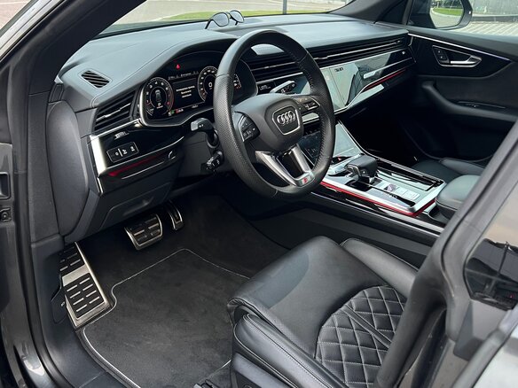 2019 Audi Q8 55 TFSI I (4M), серый, 6100000 рублей - вид 18