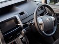 2008 Toyota Noah II (R70), серебристый, 1270000 рублей - вид 4