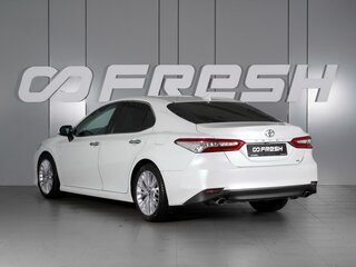 2018 Toyota Camry VIII (XV70), белый, 2797000 рублей, вид 2