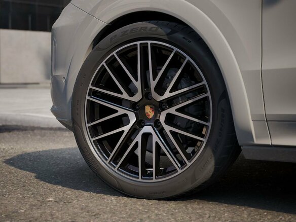 2026 Porsche Cayenne Coupé III Рестайлинг, серый, 22700000 рублей - вид 2
