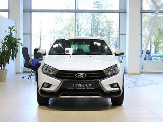 2017 Lada (ВАЗ) Vesta SW Cross I, белый, 970000 рублей, вид 2