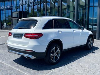 2017 Mercedes-Benz GLC 300 I (X253), белый, 3100000 рублей, вид 2