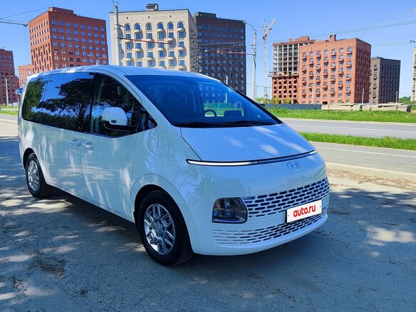 2023 Hyundai Staria I, белый, 4650000 рублей - вид 1