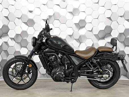 2023 Honda CMX 1100 Rebel, чёрный, 1099000 рублей, вид 4