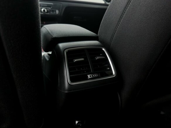 2015 Audi Q3 I (8U) Рестайлинг, белый, 1899000 рублей - вид 19