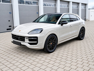 2026 Porsche Cayenne Coupé III Рестайлинг, серый, 17760000 рублей, вид 3