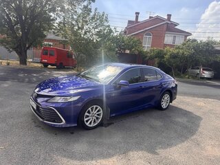 2021 Toyota Camry VIII (XV70) Рестайлинг, синий, 2300000 рублей, вид 1