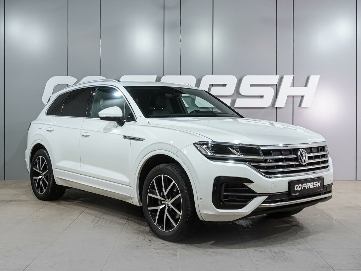 Открыть фотографии: Volkswagen Touareg III