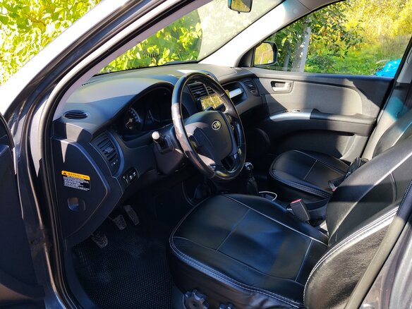 2008 Kia Sportage II, серый, 850000 рублей - вид 5