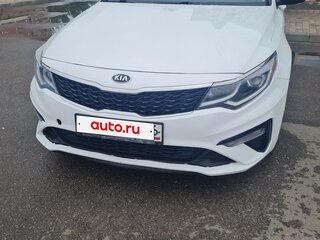 2020 Kia Optima IV Рестайлинг, белый, 1700000 рублей, вид 1