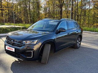 2021 Volkswagen Tayron GTE I, серый, 3200000 рублей, вид 1
