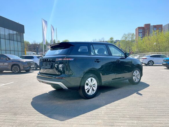 2026 Jaecoo J6, чёрный - вид 4