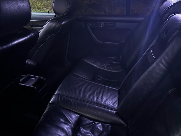 1992 BMW 5 серии 520i III (E34), чёрный, 700000 рублей - вид 19