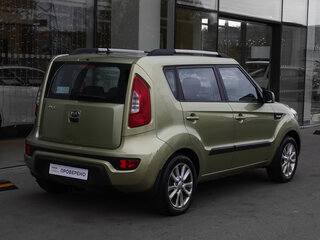 2013 Kia Soul I Рестайлинг, зелёный, 990000 рублей, вид 5