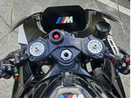 2023 BMW S 1000 RR, белый, 2999999 рублей, вид 4