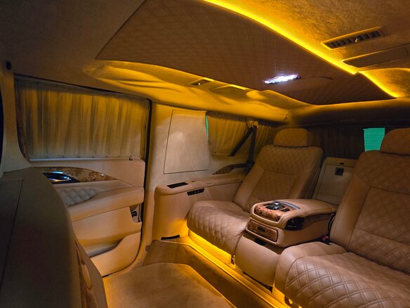 2014 Cadillac Escalade IV, чёрный - вид 15