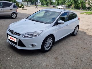2013 Ford Focus III, белый, 830000 рублей, вид 1