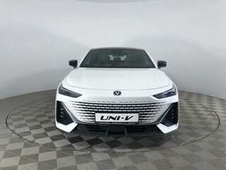 2024 Changan UNI-V I, белый, 3329900 рублей, вид 2