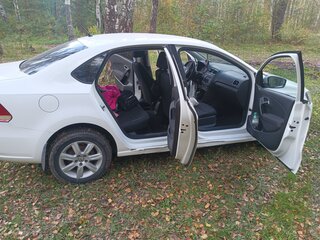 2012 Volkswagen Polo V, белый, 665000 рублей, вид 3