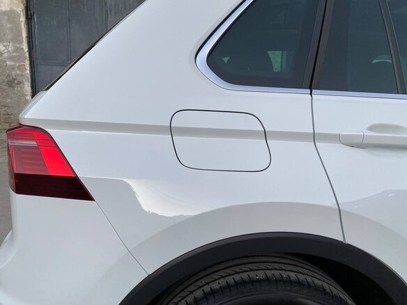 2021 Volkswagen Tiguan II Рестайлинг, белый, 2800000 рублей - вид 12