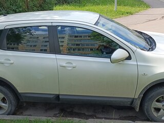 2013 Nissan Qashqai I Рестайлинг, белый, 820000 рублей, вид 2