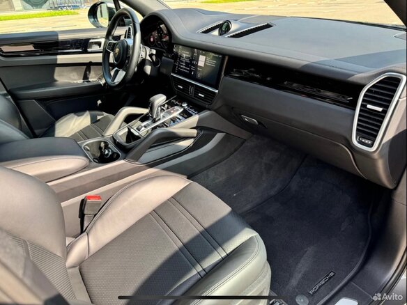 2020 Porsche Cayenne S III, серый - вид 9