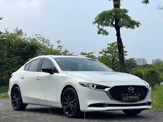 2025 Mazda 3 Axela IV (BP), белый, 1479017 рублей, вид 3