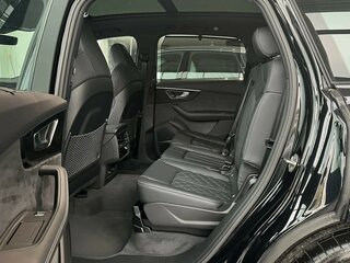 2026 Audi Q7 45 TFSI II (4M) Рестайлинг 2, чёрный, 11400000 рублей, вид 4