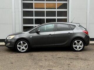 2011 Opel Astra J, серый, 510000 рублей, вид 2
