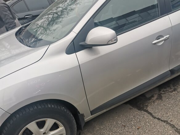 2013 Renault Fluence I Рестайлинг, серебристый, 650000 рублей - вид 1