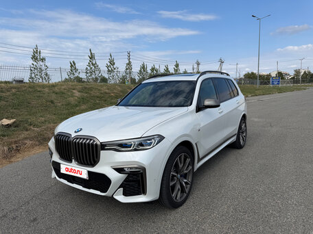 2021 BMW X7 M50d I (G07), белый, 8150000 рублей, вид 2