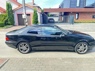 2000 Mercedes-Benz CLK-Класс 200 Sequentronic I (W208), чёрный, 535000 рублей, вид 3